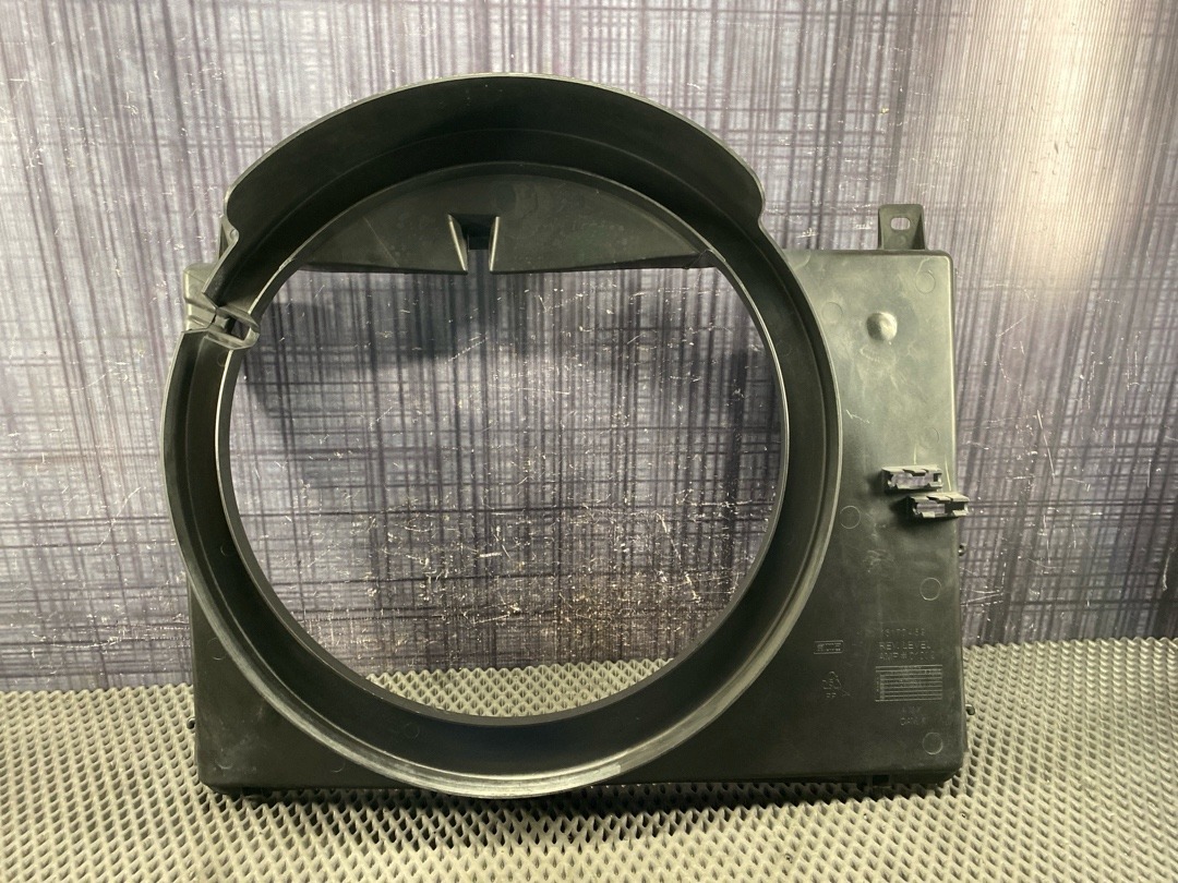 Диффузор радиатора, 3060 рублей, Красноярск