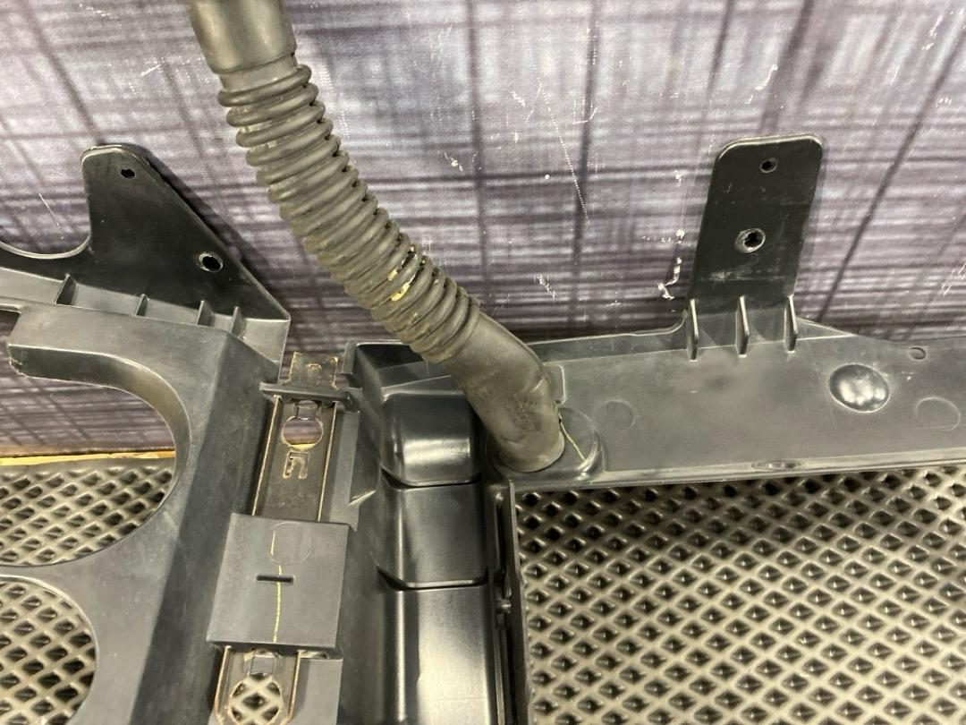 Рамка радиатора, 31660 рублей, Красноярск