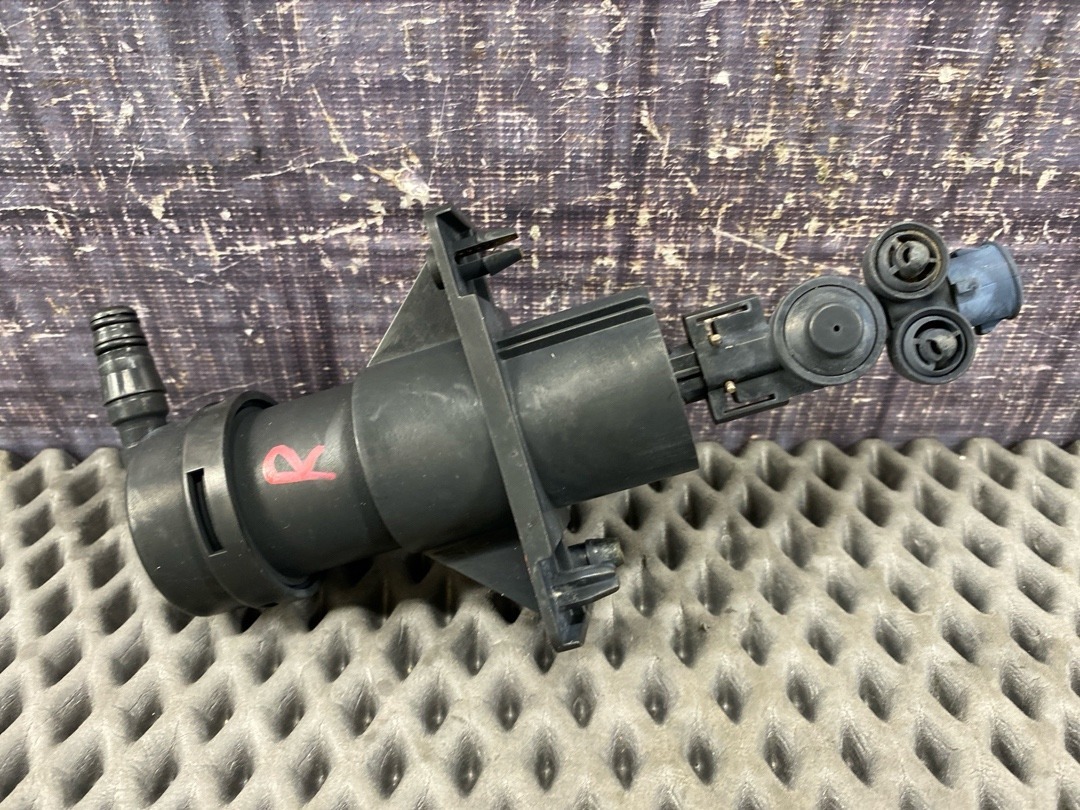 Форсунка омывателя фар, 5860 рублей, Красноярск