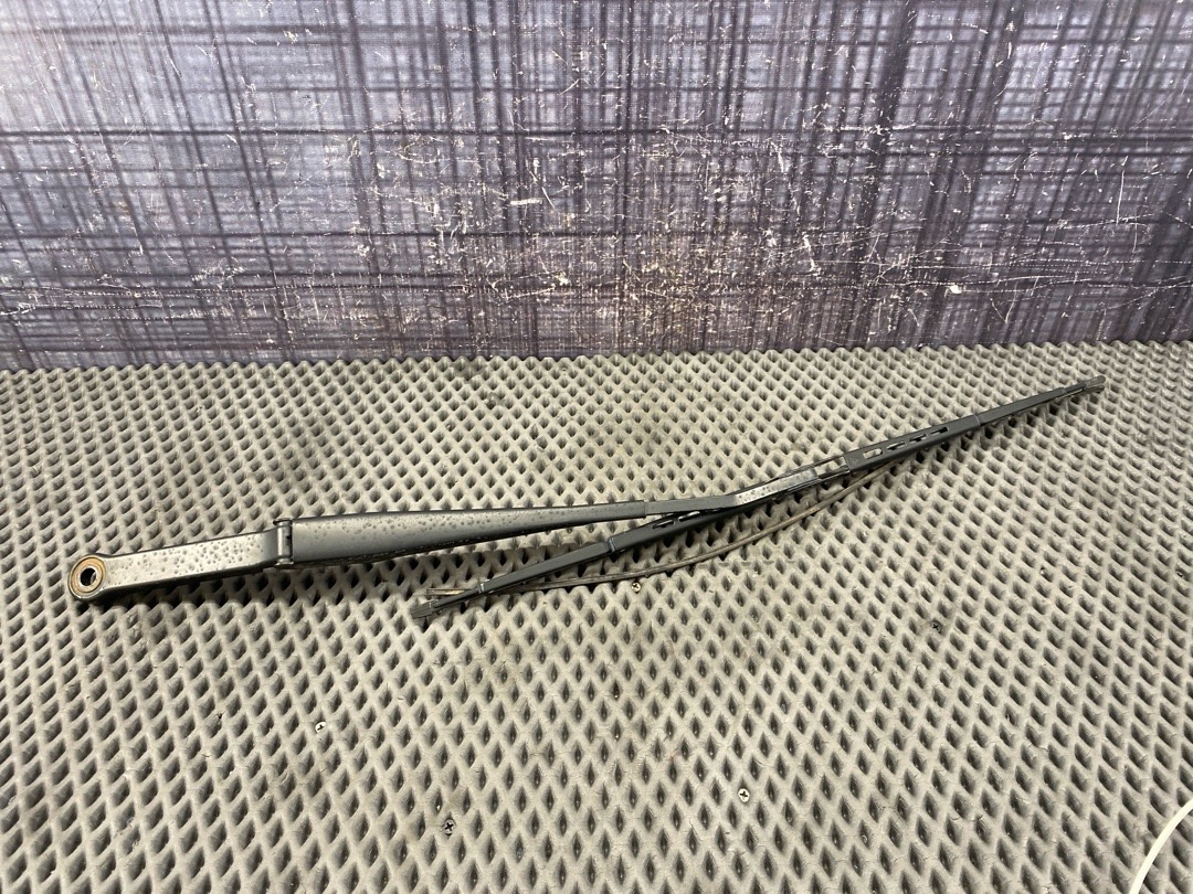 Дворник, 1330 рублей, Красноярск