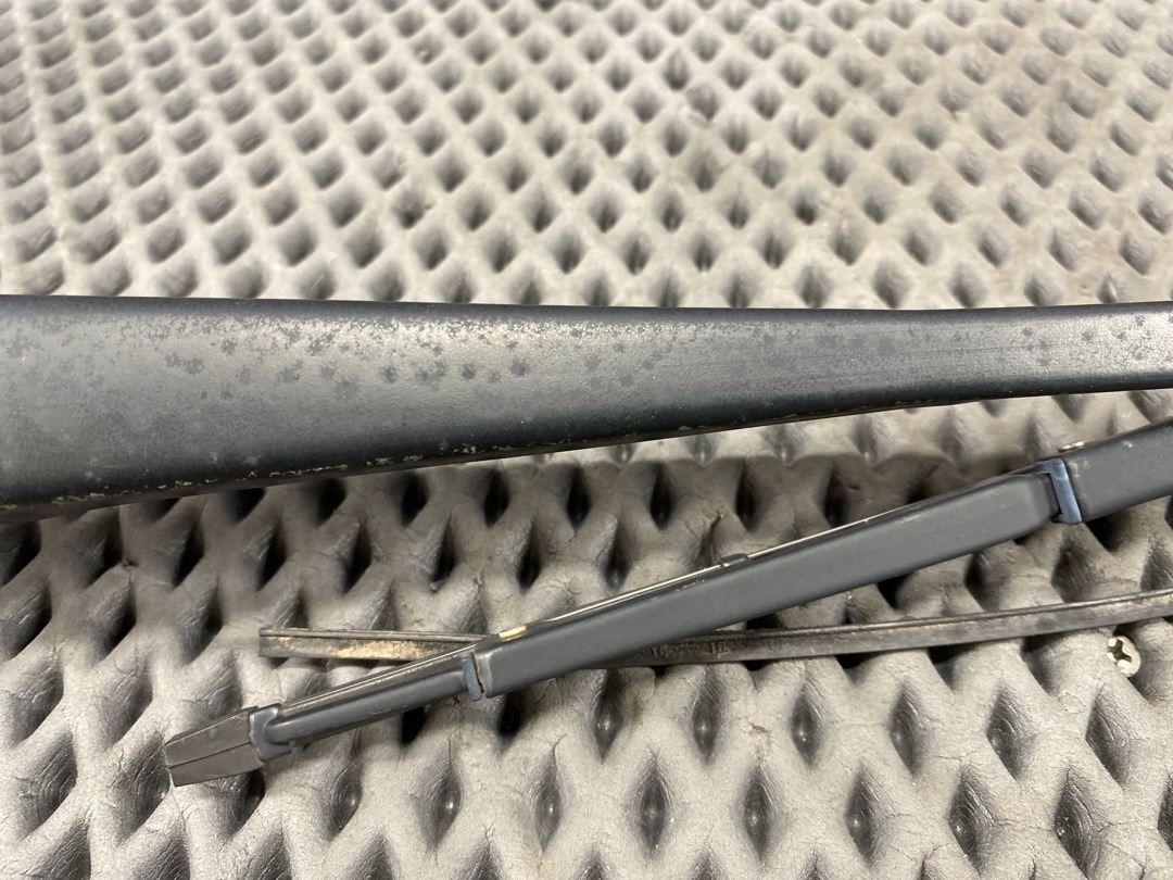 Дворник, 1330 рублей, Красноярск