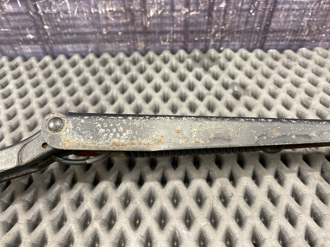 Дворник, 1330 рублей, Красноярск