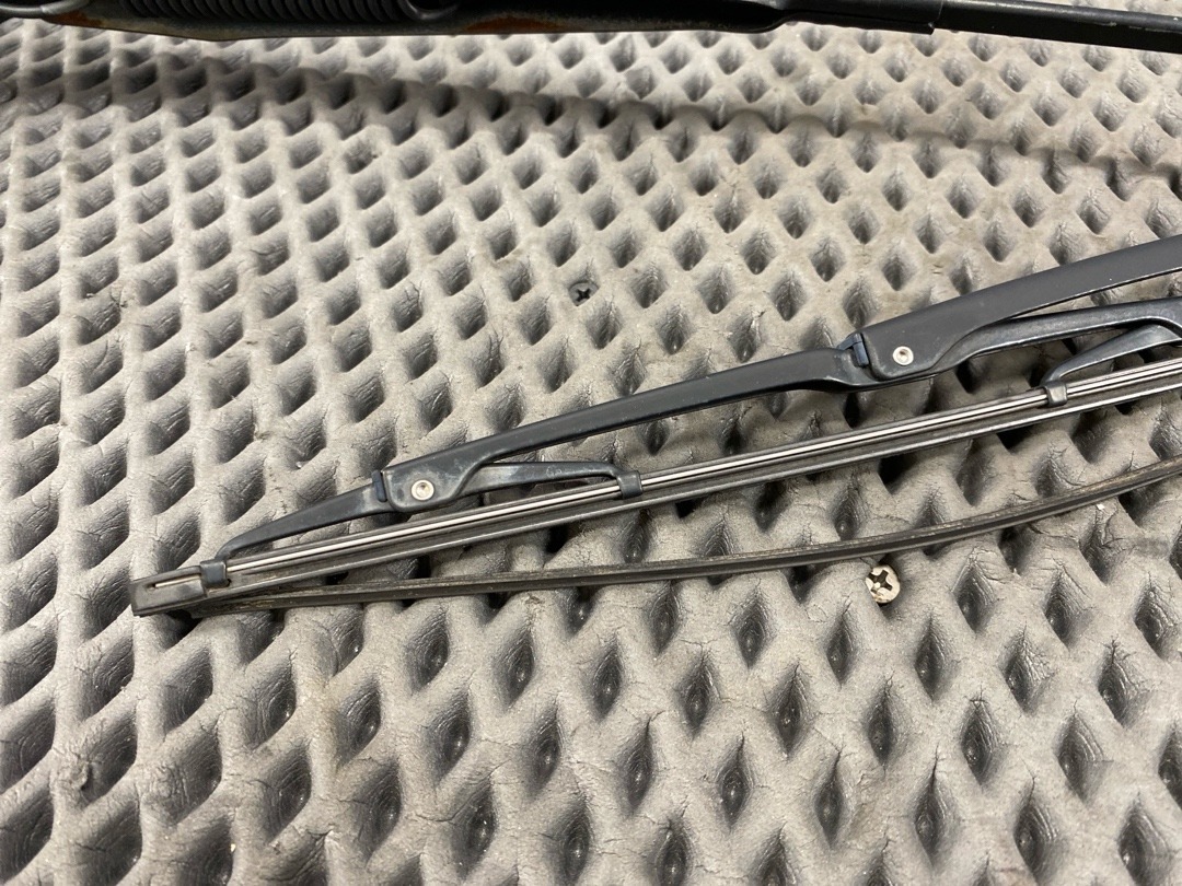 Дворник, 1330 рублей, Красноярск