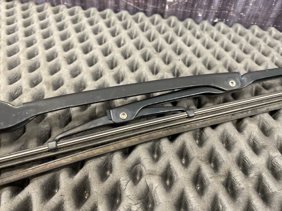 Дворник, 1330 рублей, Красноярск