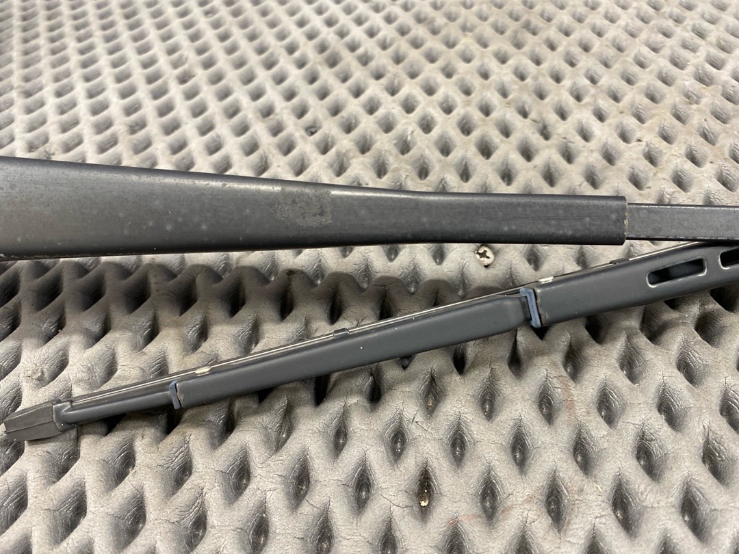 Дворник, 1330 рублей, Красноярск