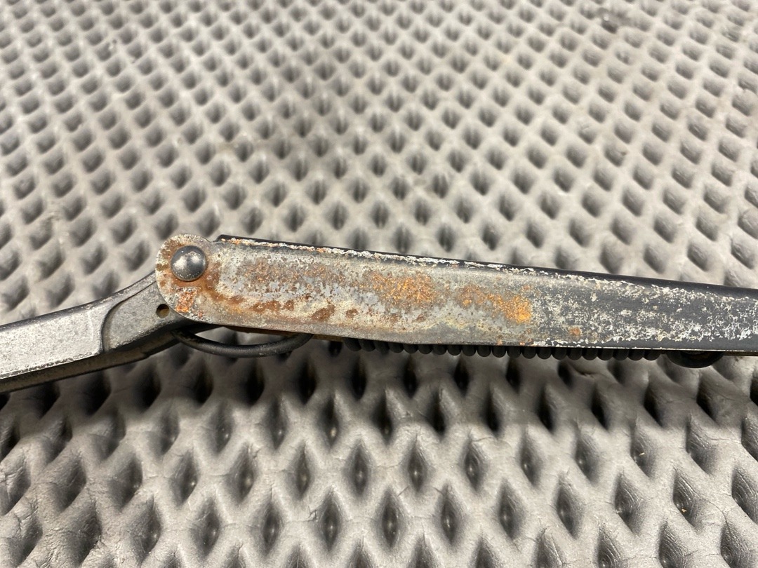 Дворник, 1330 рублей, Красноярск