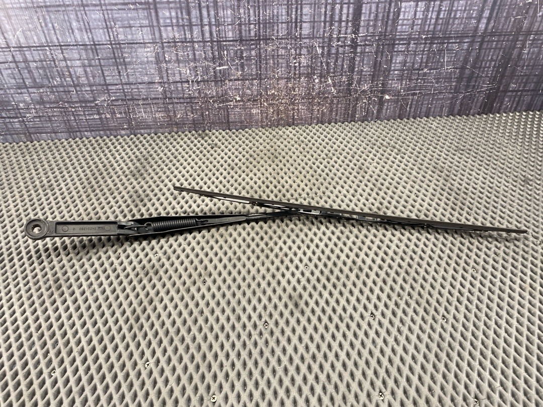 Дворник, 1330 рублей, Красноярск