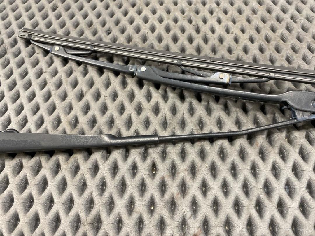 Дворник, 1330 рублей, Красноярск