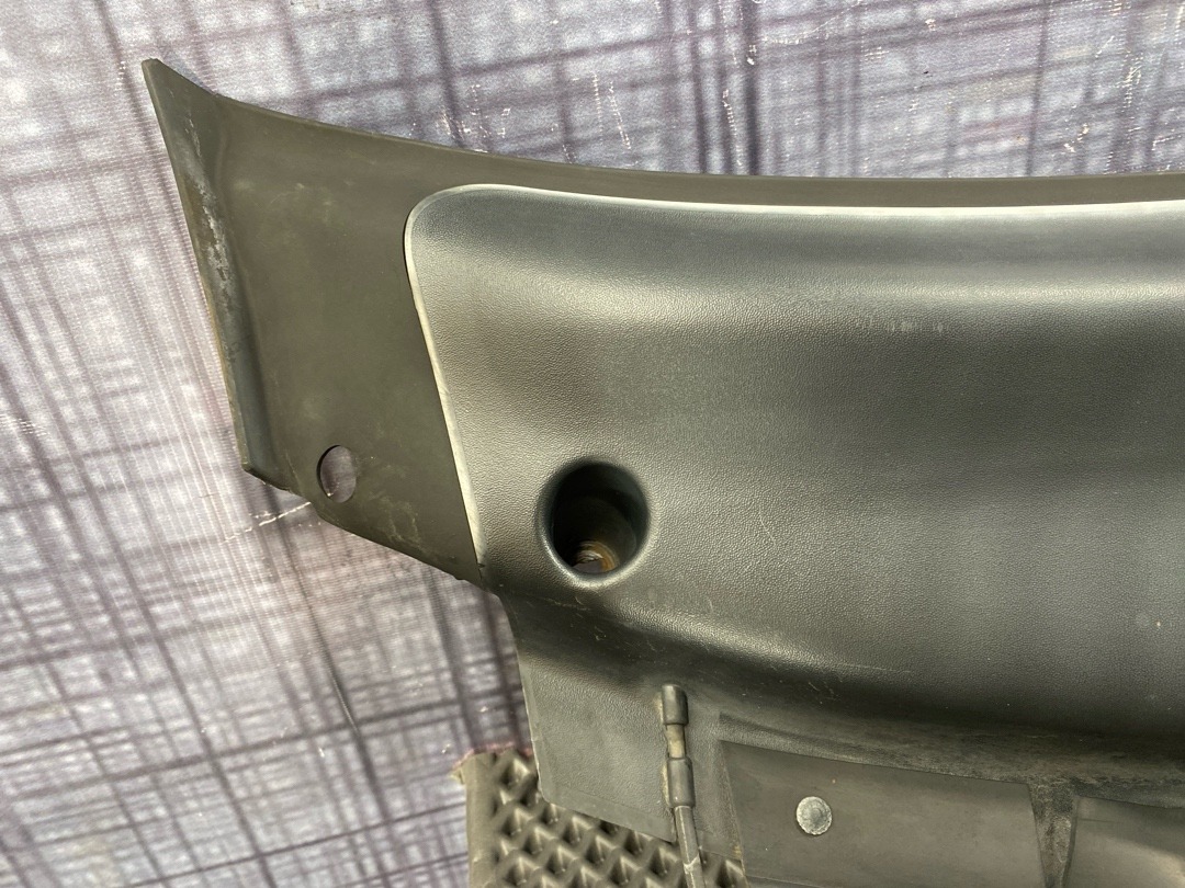 Решетка под лобовое стекло, 2020 рублей, Красноярск