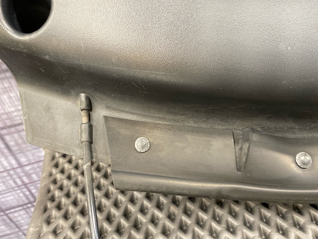 Решетка под лобовое стекло, 2020 рублей, Красноярск