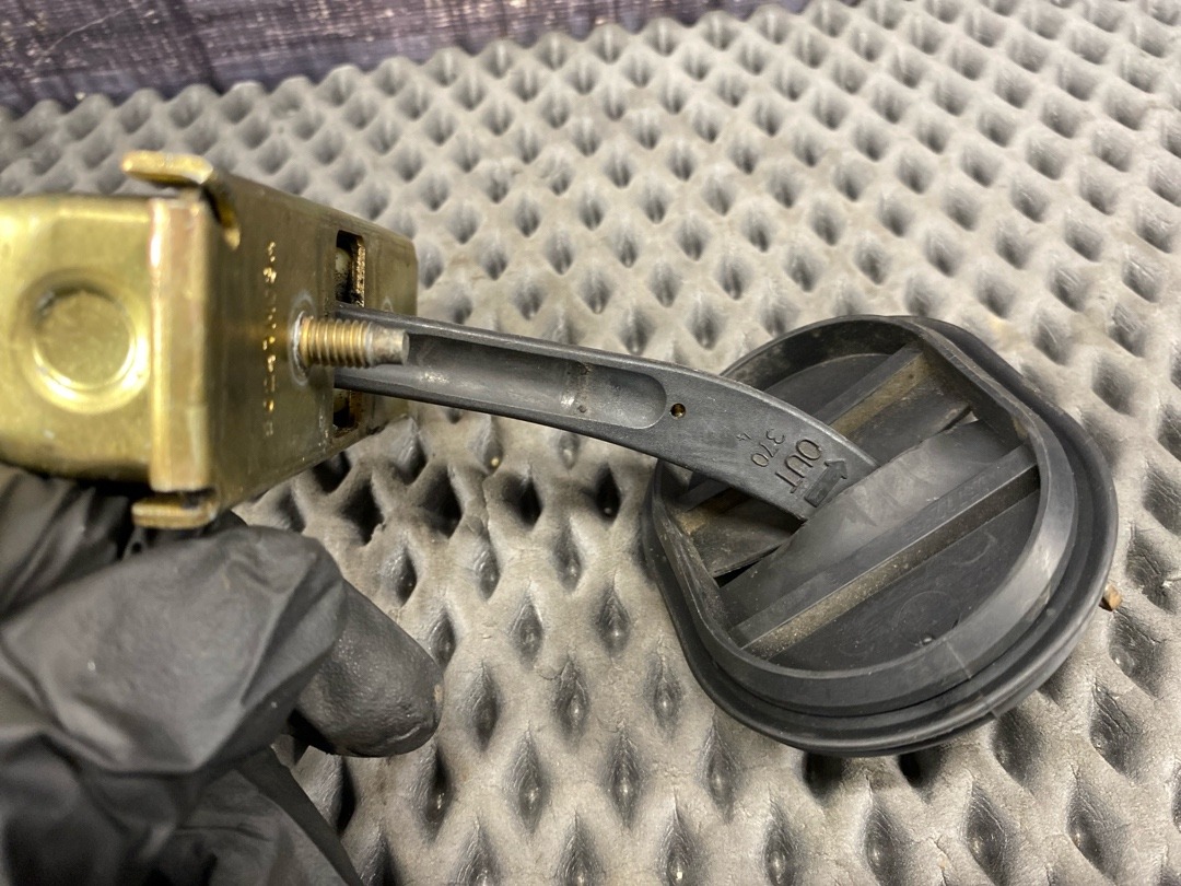 Ограничитель двери, 1670 рублей, Красноярск