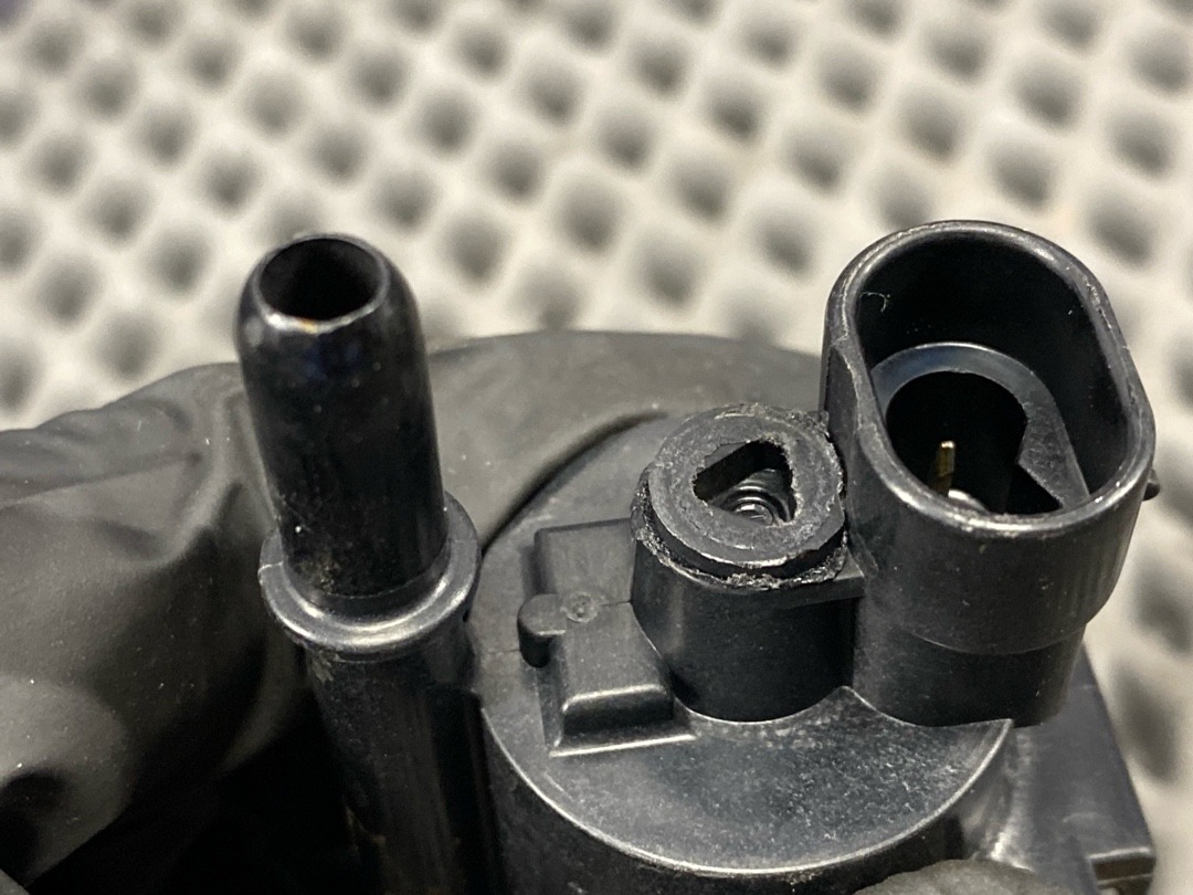 Клапан вентиляции топливного бака, 3880 рублей, Красноярск