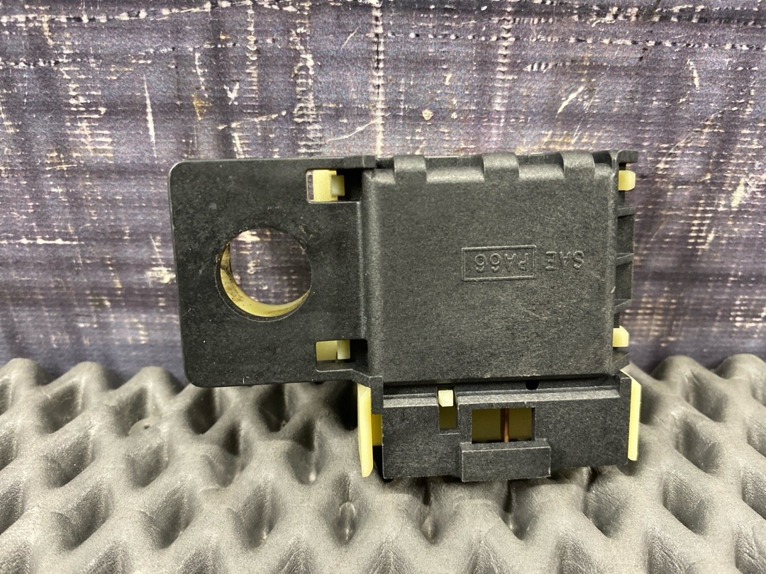 Концевик педали тормоза, 1980 рублей, Красноярск