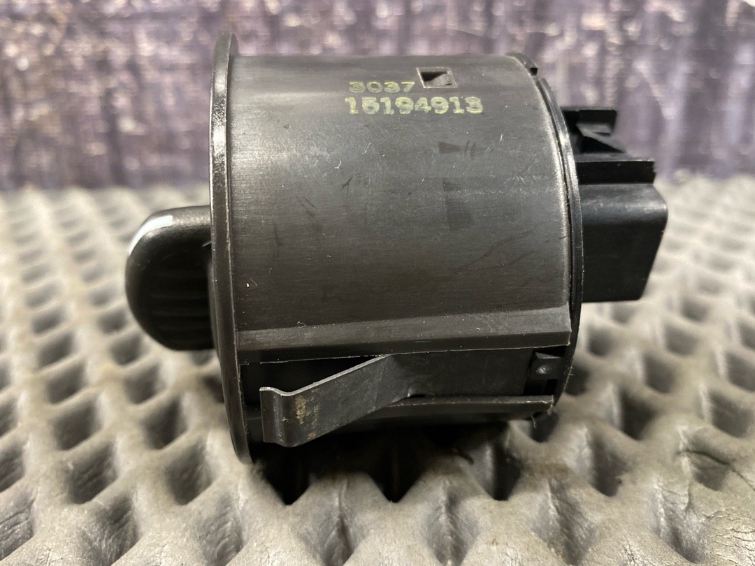 Переключатель блокировки дифференциала, 2830 рублей, Красноярск