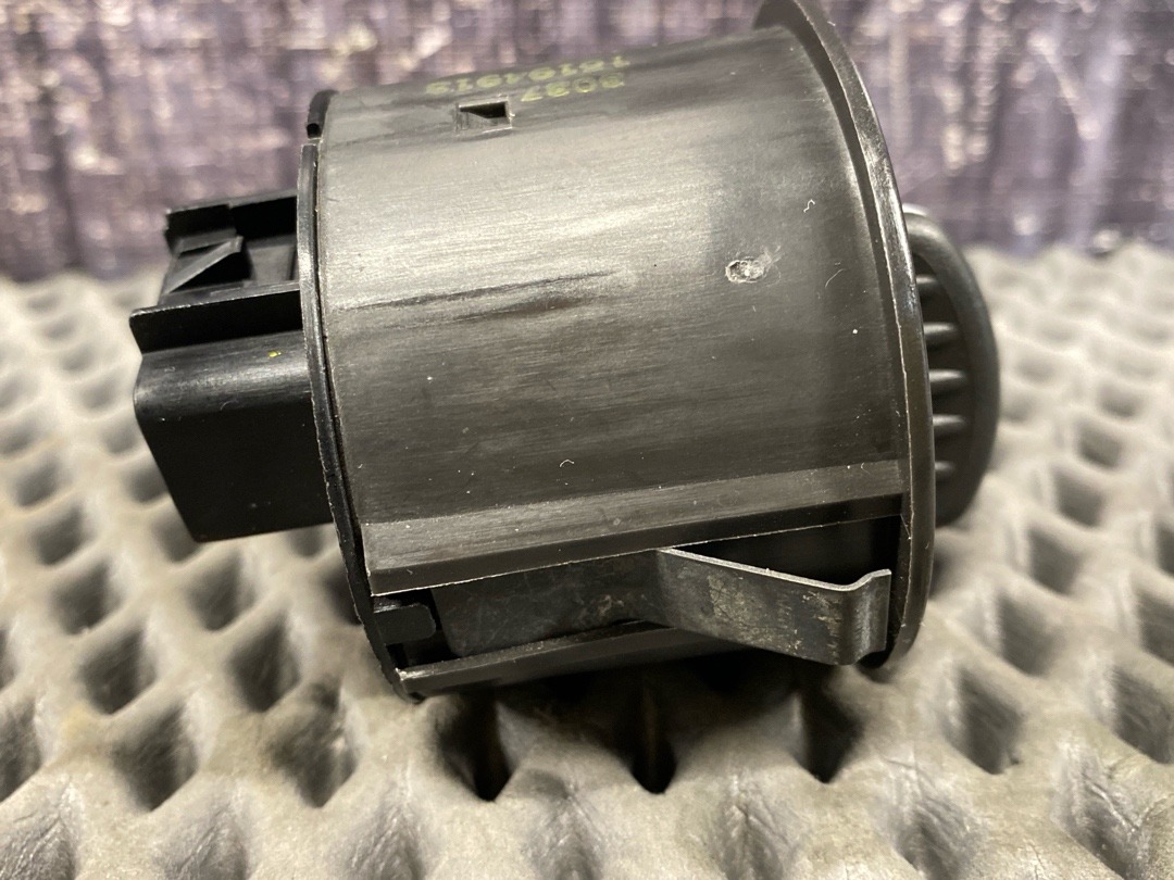 Переключатель блокировки дифференциала, 2830 рублей, Красноярск