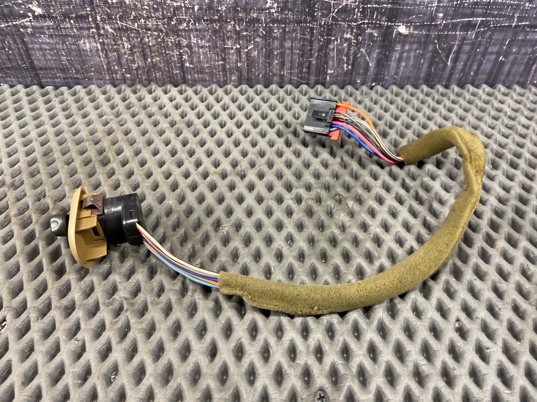 Кнопка регулировки зеркал, 1820 рублей, Красноярск