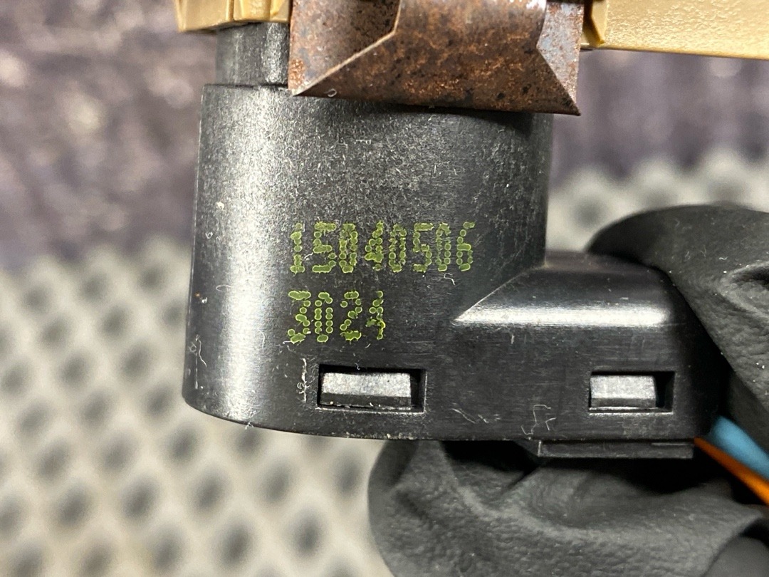 Кнопка регулировки зеркал, 1820 рублей, Красноярск