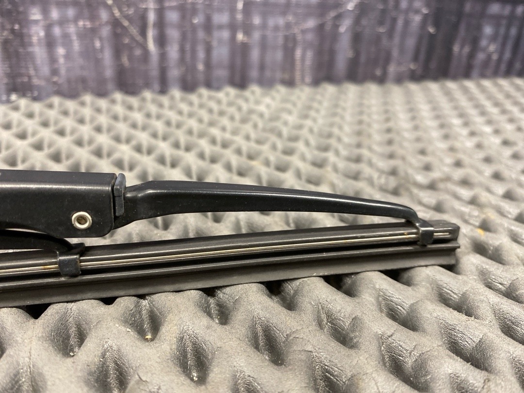 Дворник, 2010 рублей, Красноярск