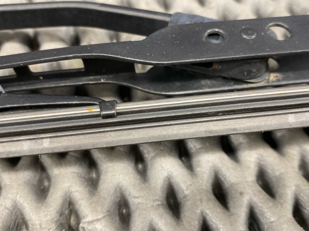 Дворник, 2010 рублей, Красноярск