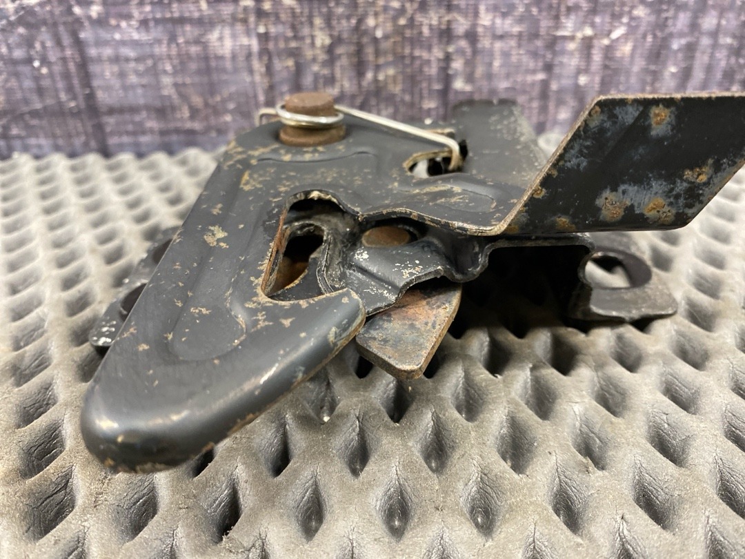 Замок капота, 1740 рублей, Красноярск