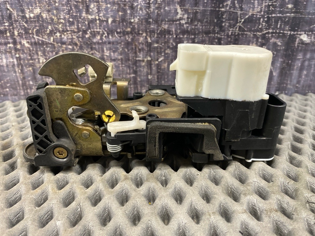 Замок двери, 3040 рублей, Красноярск