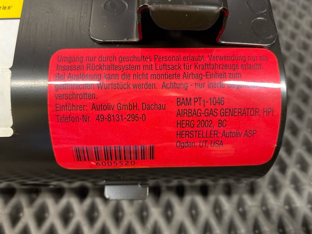 Подушка безопасности, 3310 рублей, Красноярск