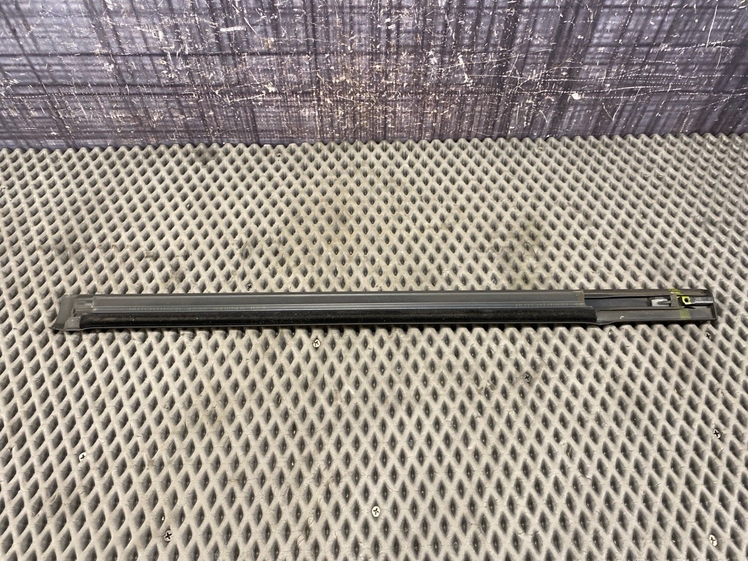 Молдинг стекла, 1720 рублей, Красноярск