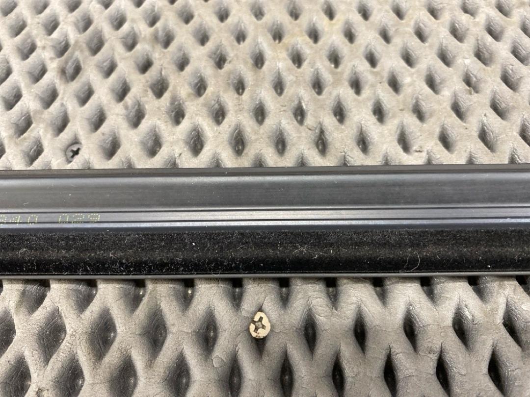 Молдинг стекла, 1720 рублей, Красноярск