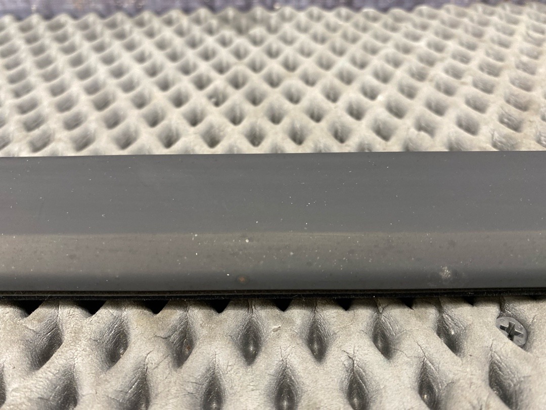 Молдинг стекла, 1720 рублей, Красноярск