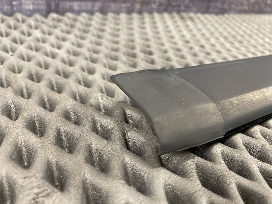 Молдинг стекла, 1720 рублей, Красноярск