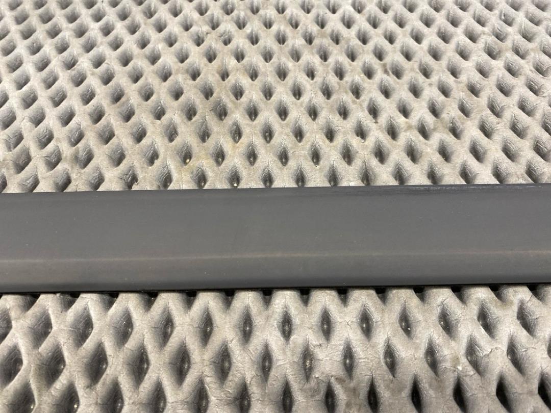 Молдинг стекла, 1720 рублей, Красноярск