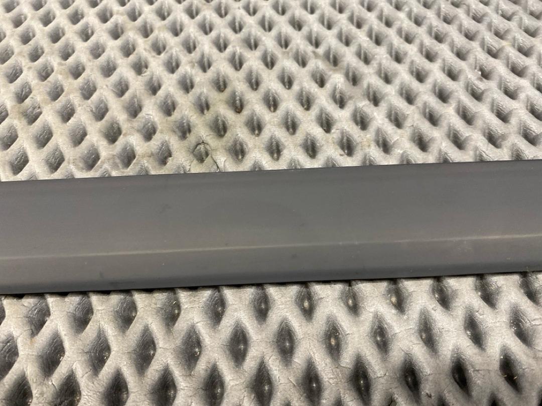 Молдинг стекла, 1720 рублей, Красноярск