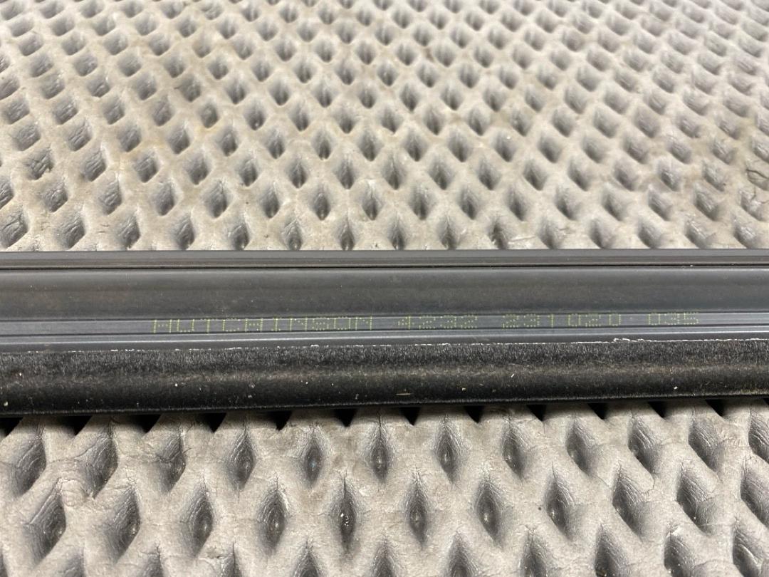 Молдинг стекла, 1720 рублей, Красноярск