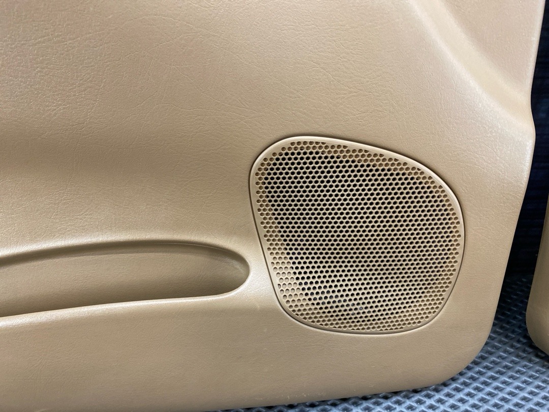 Комплект обшивок дверей, 7506 рублей, Красноярск