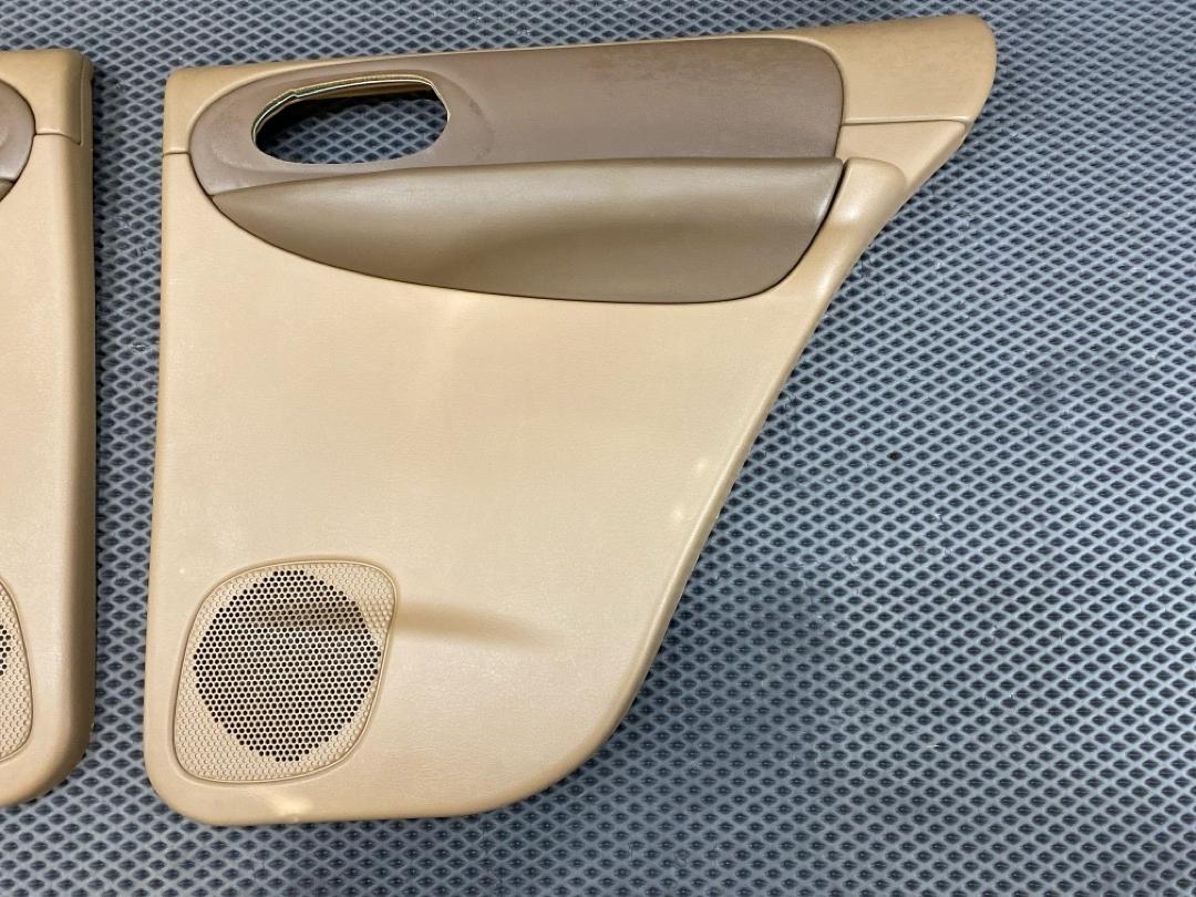 Комплект обшивок дверей, 7506 рублей, Красноярск