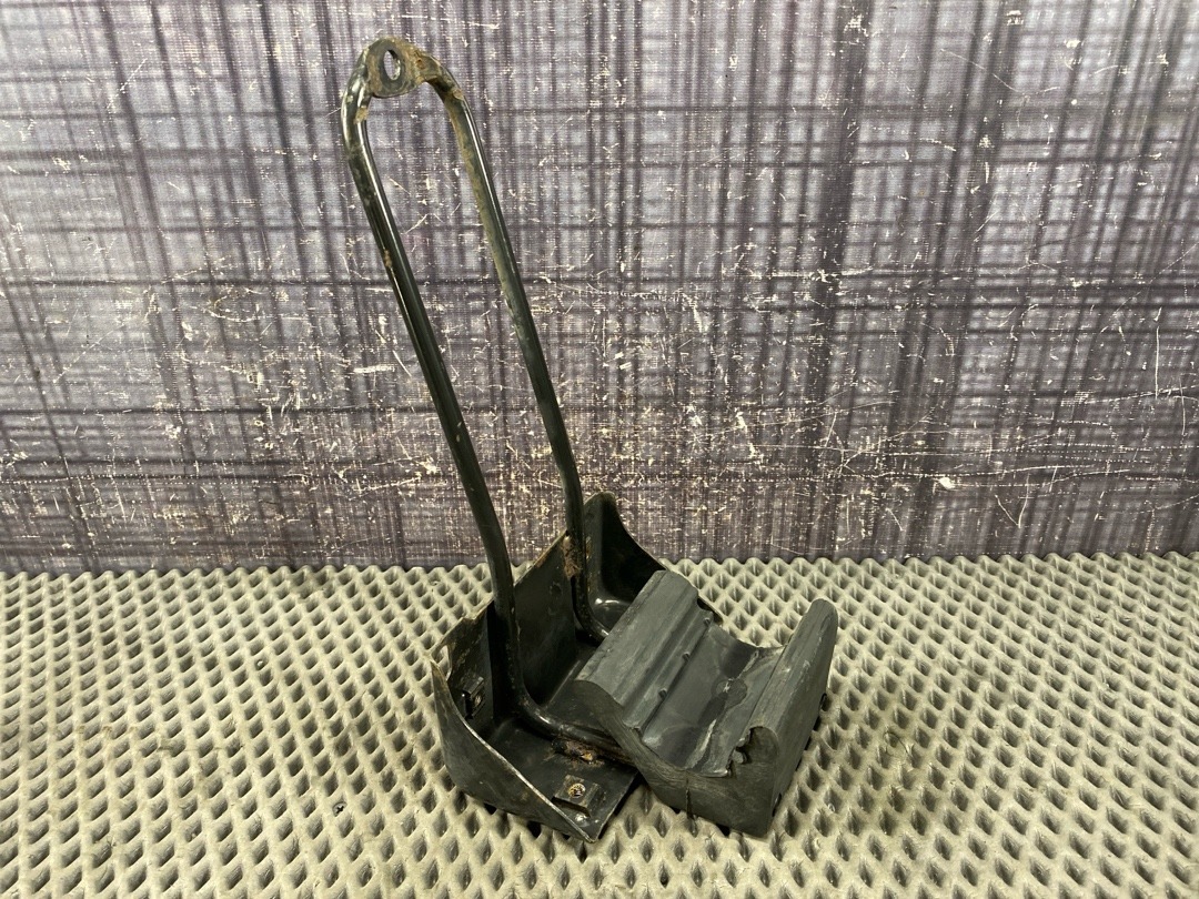 Кронштейн замка капота, 972 рублей, Красноярск