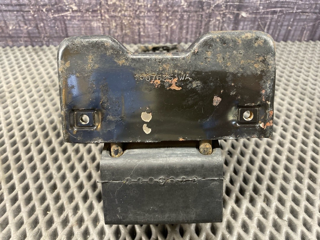 Кронштейн замка капота, 972 рублей, Красноярск