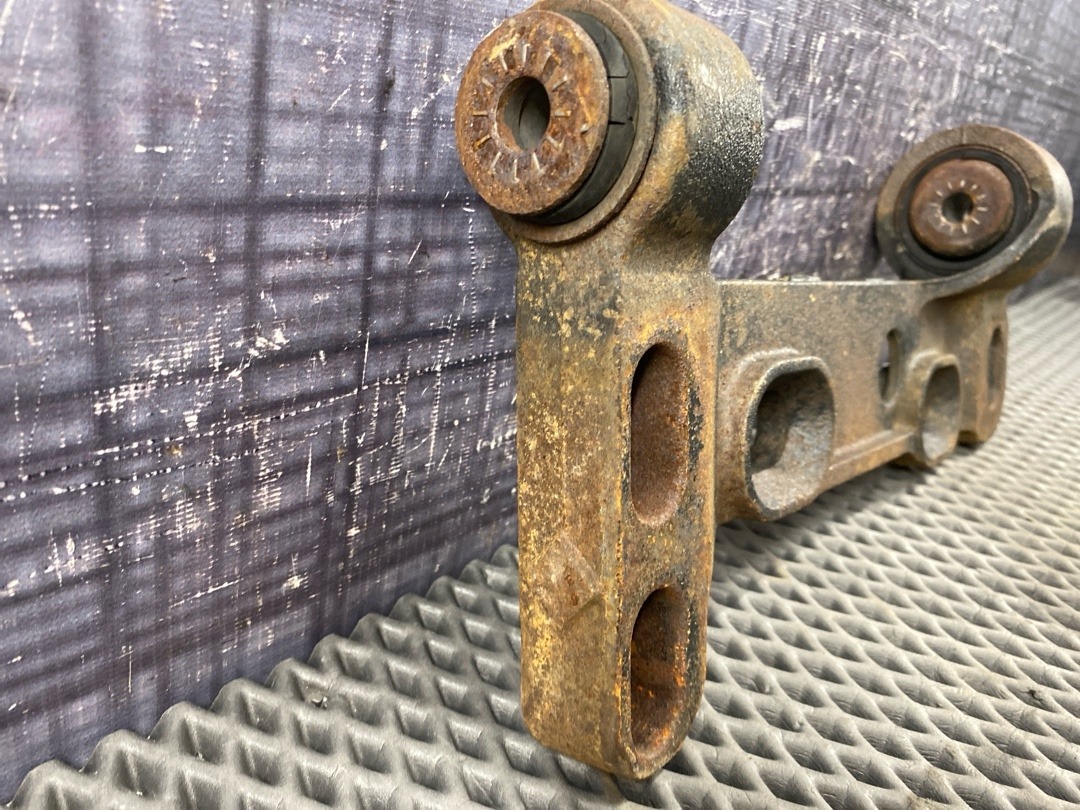 Рычаг подвески, 2020 рублей, Красноярск