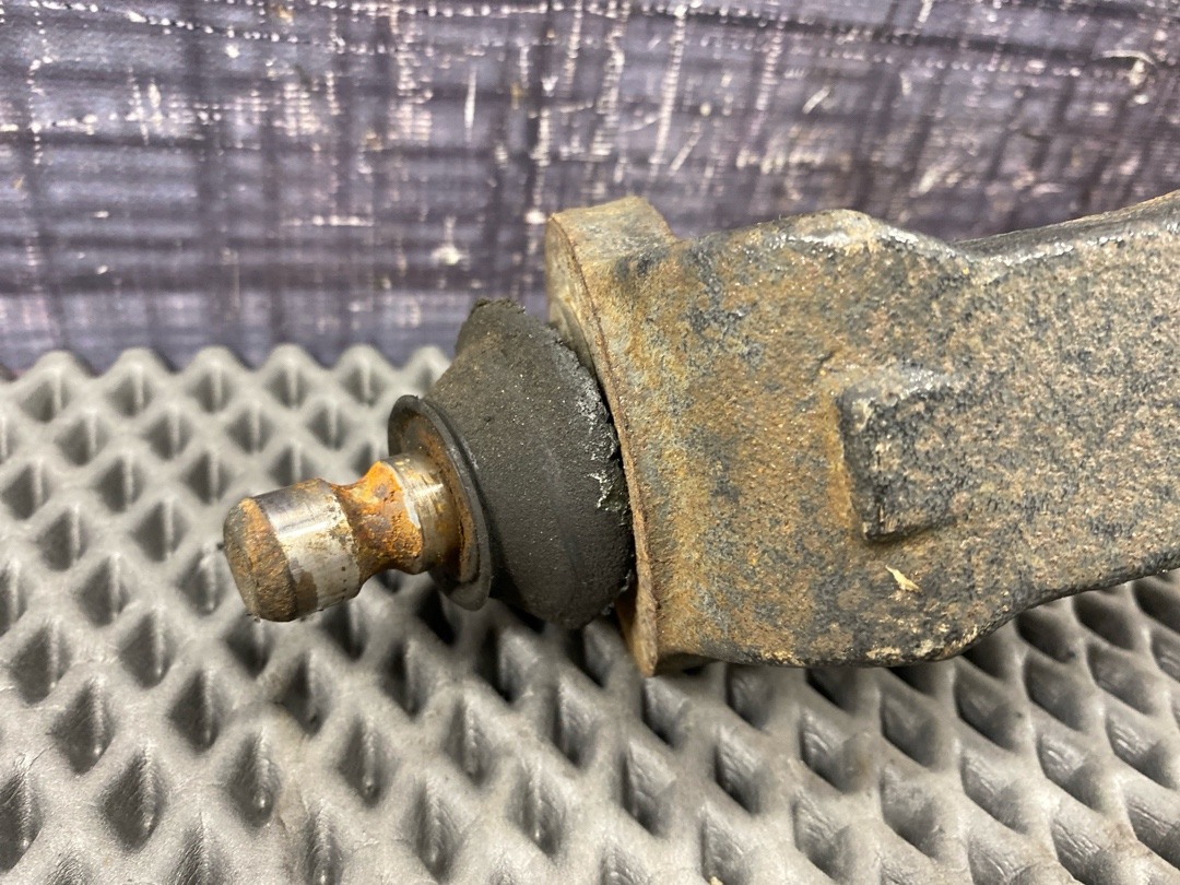 Поворотный кулак, 2520 рублей, Красноярск