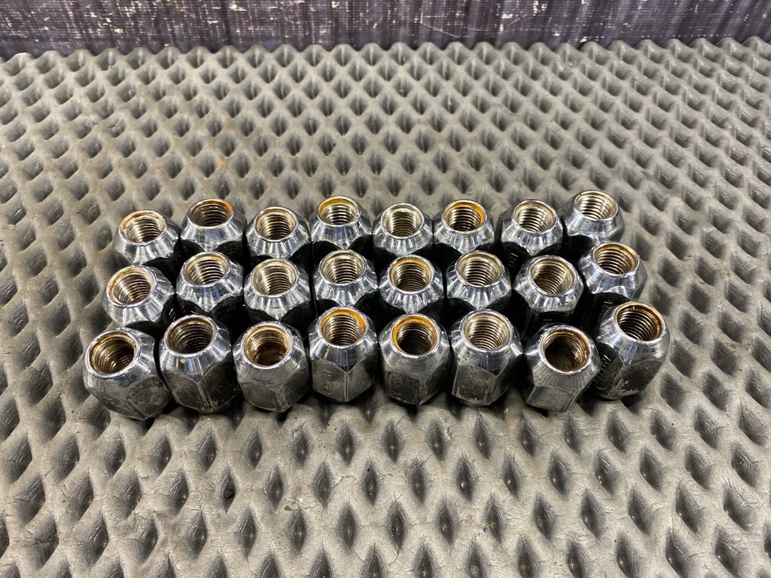 Комплект колесных гаек, 1701 рублей, Красноярск