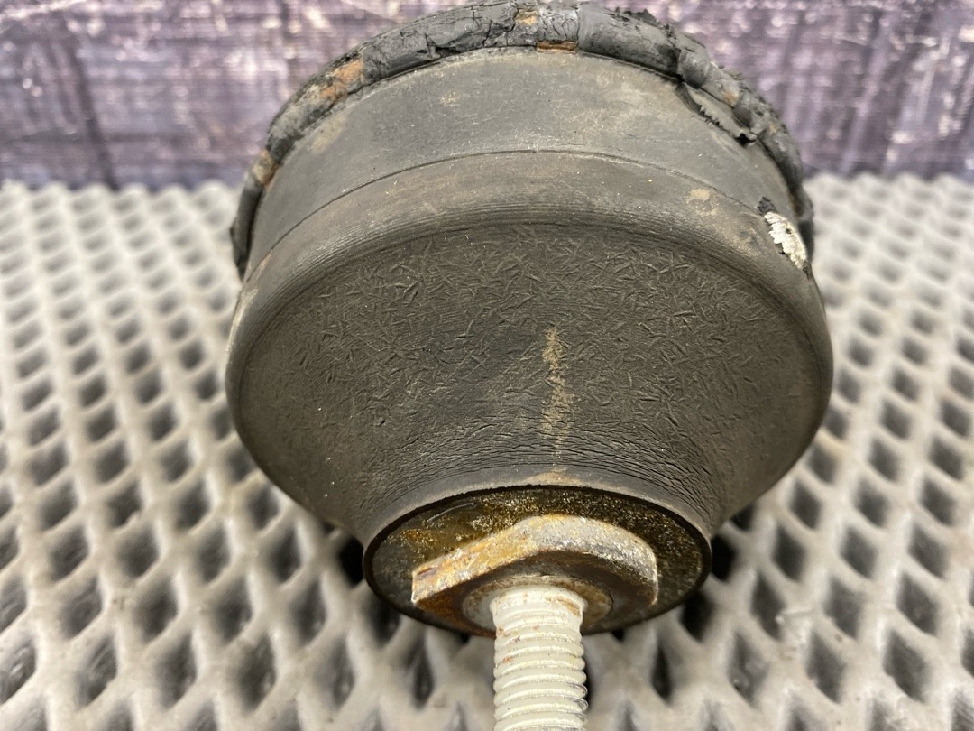 Подушка двигателя, 6860 рублей, Красноярск