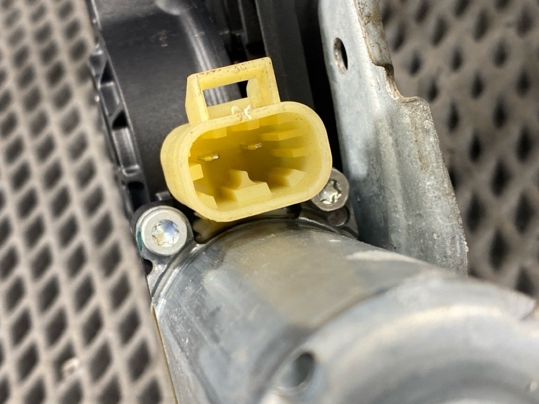 Стеклоподъемник, 3640 рублей, Красноярск