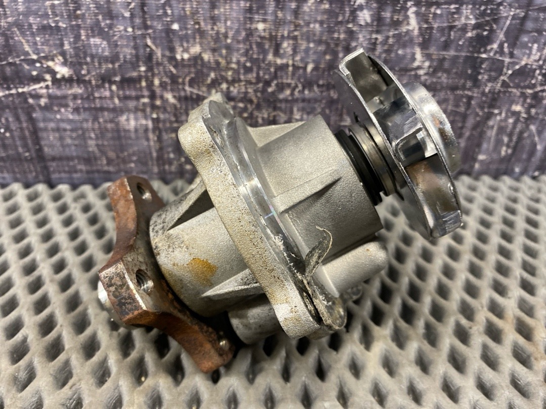 Помпа, 2030 рублей, Красноярск