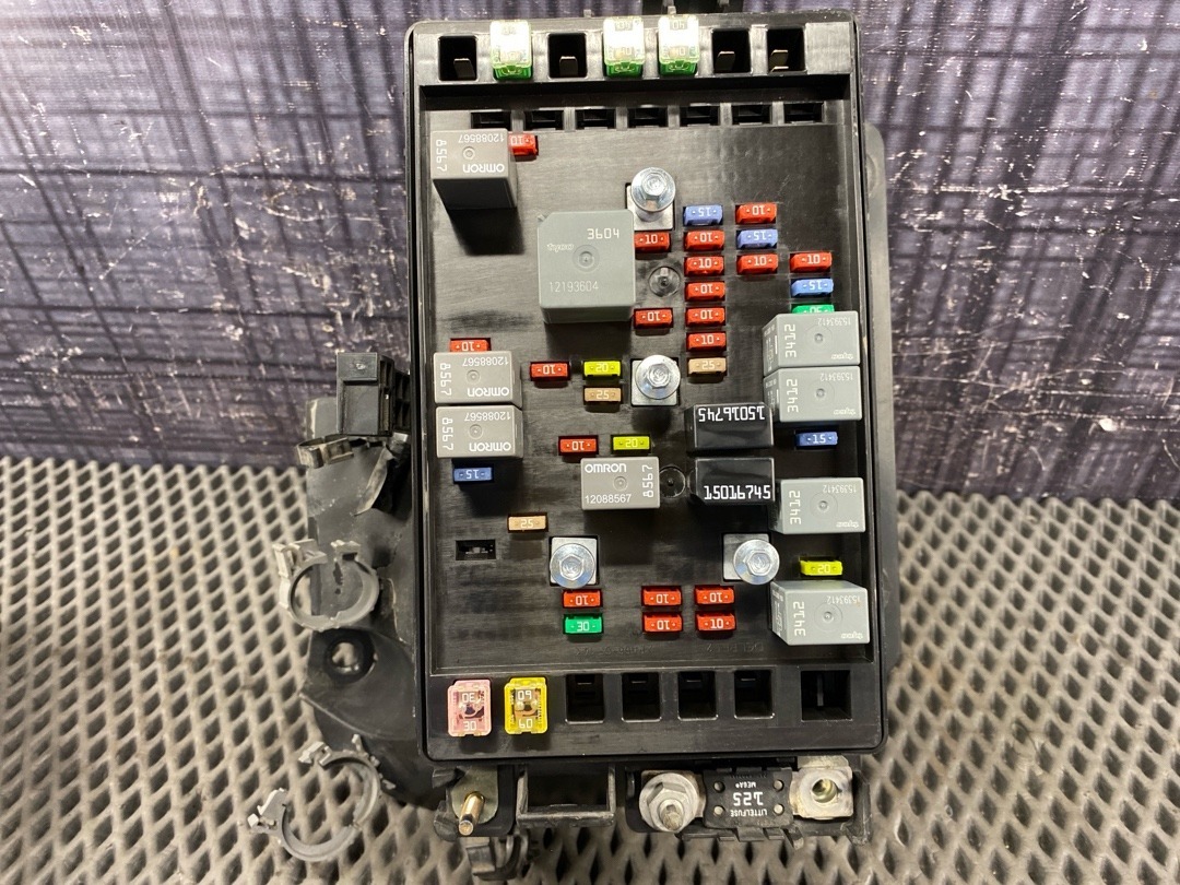 Блок предохранителей, 2124 рублей, Красноярск