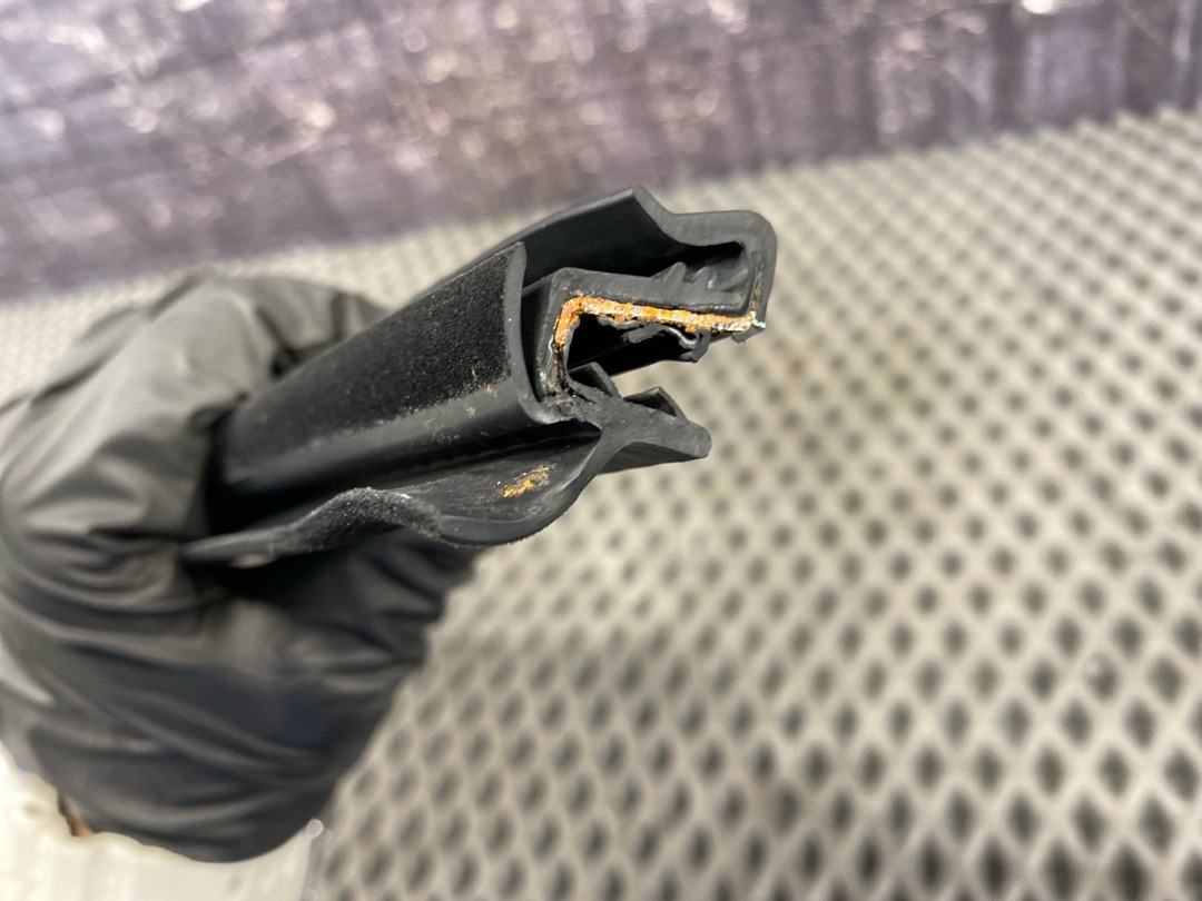 Уплотнительная резинка, 710 рублей, Красноярск