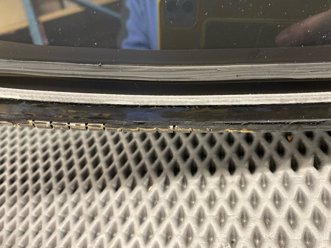 Стекло лобовое, 7583 рублей, Красноярск