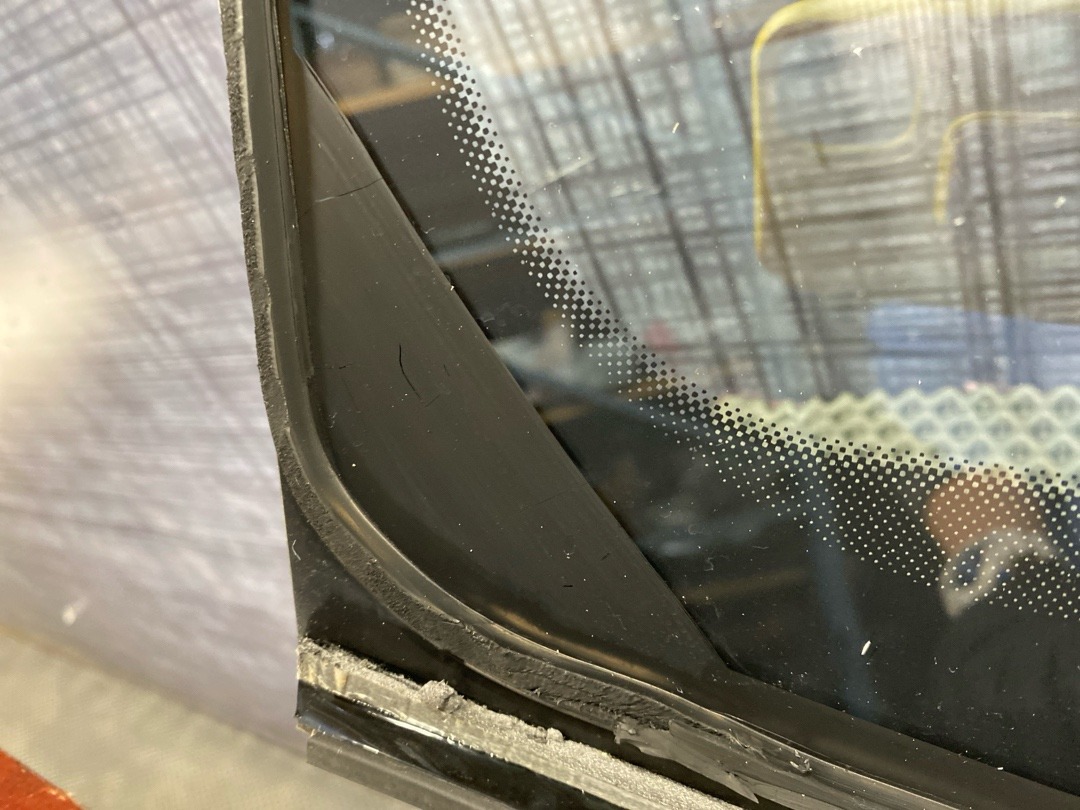 Стекло лобовое, 7583 рублей, Красноярск