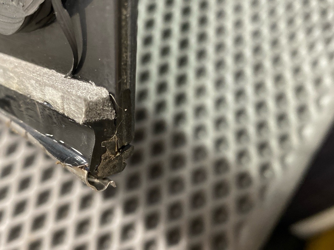 Стекло лобовое, 7583 рублей, Красноярск