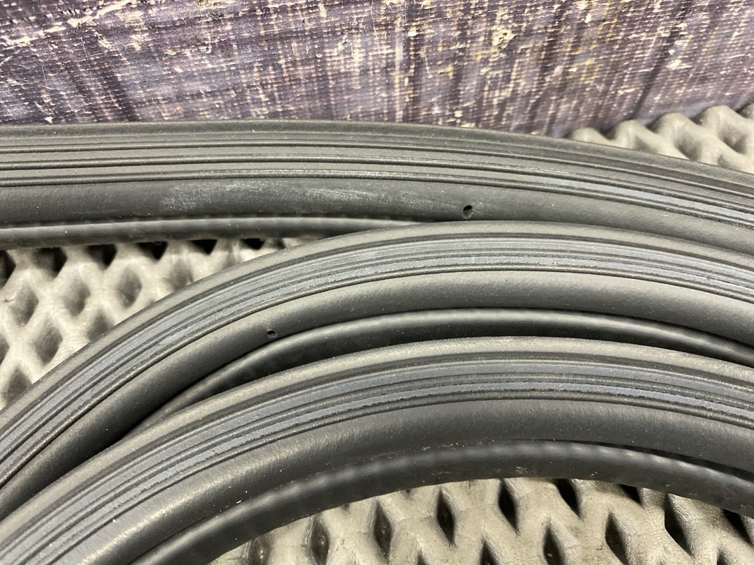 Уплотнитель крышки багажника, 1360 рублей, Красноярск