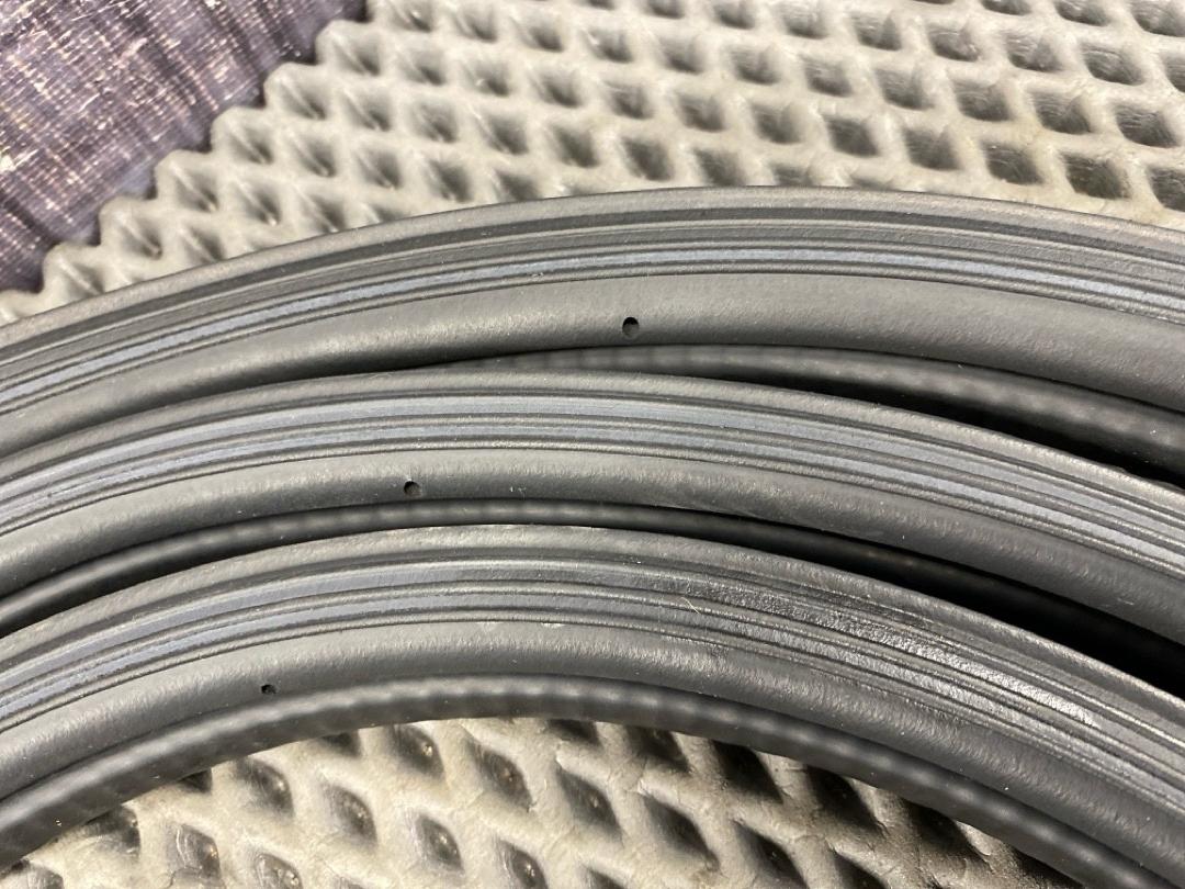 Уплотнитель крышки багажника, 1360 рублей, Красноярск